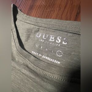 Guess Woman’s Crop Shirt